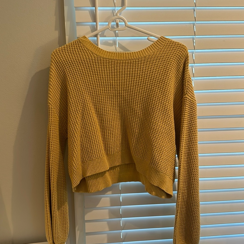 Yellow cropped sweater